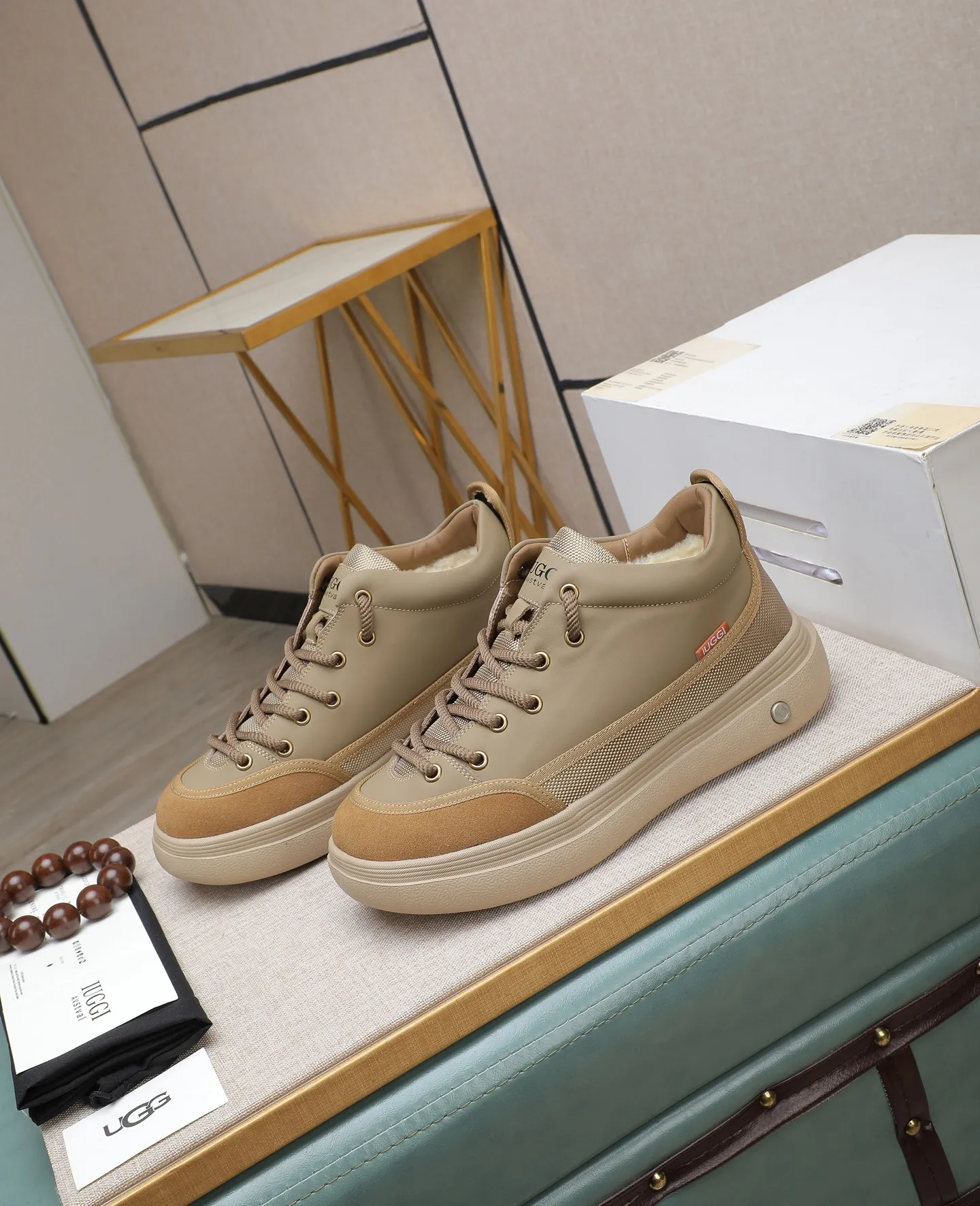 Men's shoes 💰600 IUGGI new retro presbyopia men's shoes, casual and versatile, full of high-end sense, fashionable, luxury and personalized style, joint style, retro presbyopia factor, full of handsome style, first layer suede cowhide, wool lining, rubber outsole, light and non-slip size: 39-44